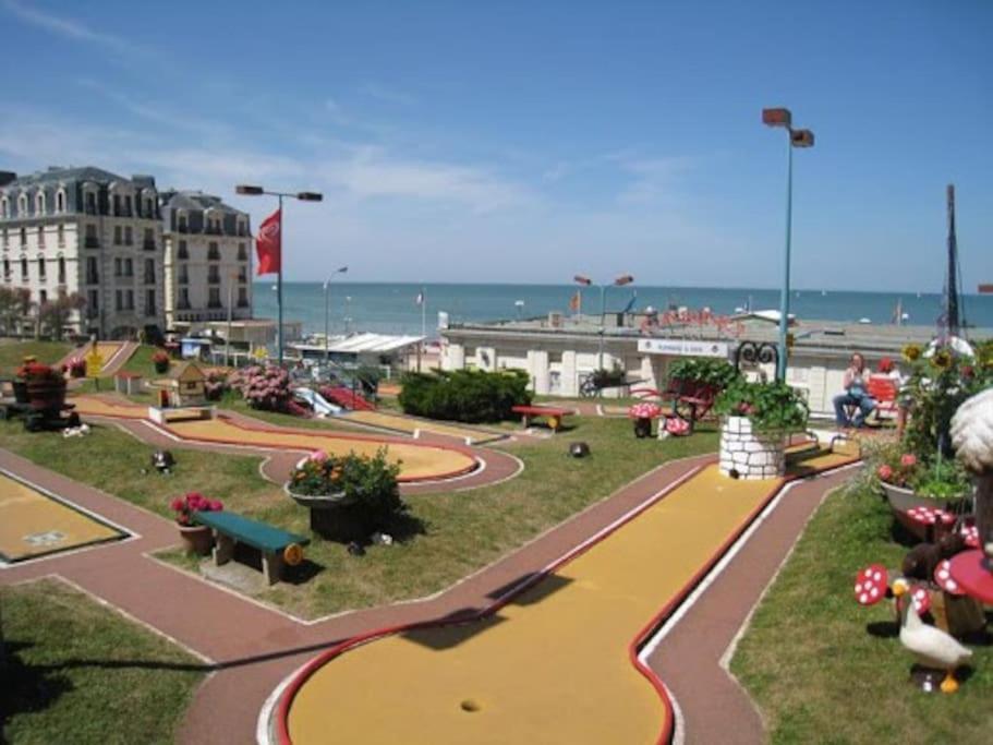 Appartement Duplex Cosy Au Calme A 50M De La Plage Houlgate Eksteriør billede